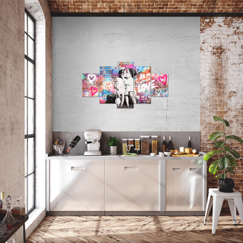 Runa Art Wandbilder the First Kiss 5 Teilig Bild auf Vlies Leinwand Deko Wohnzimmer Schlafzimmer Streetart Graffiti Bunt 044652a