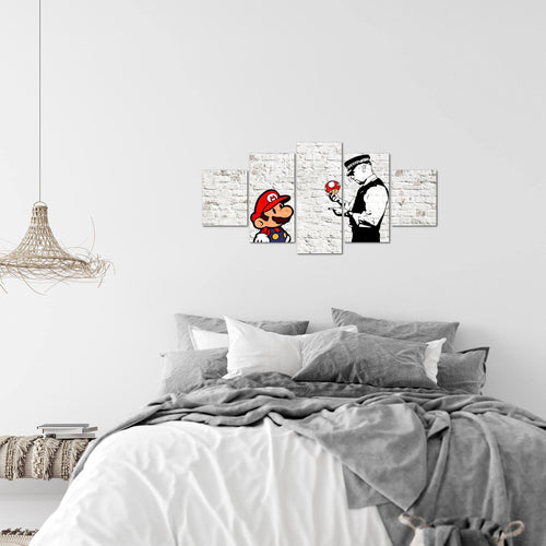 Runa Art Wandbilder Mario and Cop Banksy 5 Teilig Bild auf Vlies Leinwand Deko Jugendzimmer Wohnzimmer Street Art Weiss Bunt 006552a